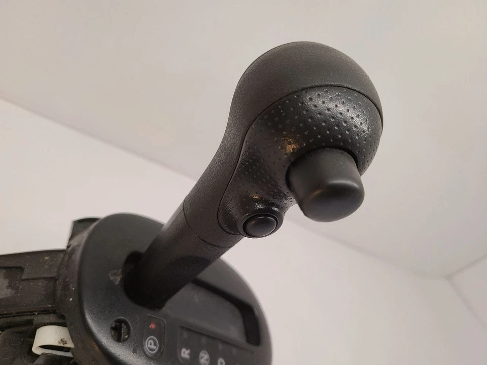 2016 NISSAN VERSA Automatic Transmission Shift Shifter Gear Assembly Foto 2 de 4