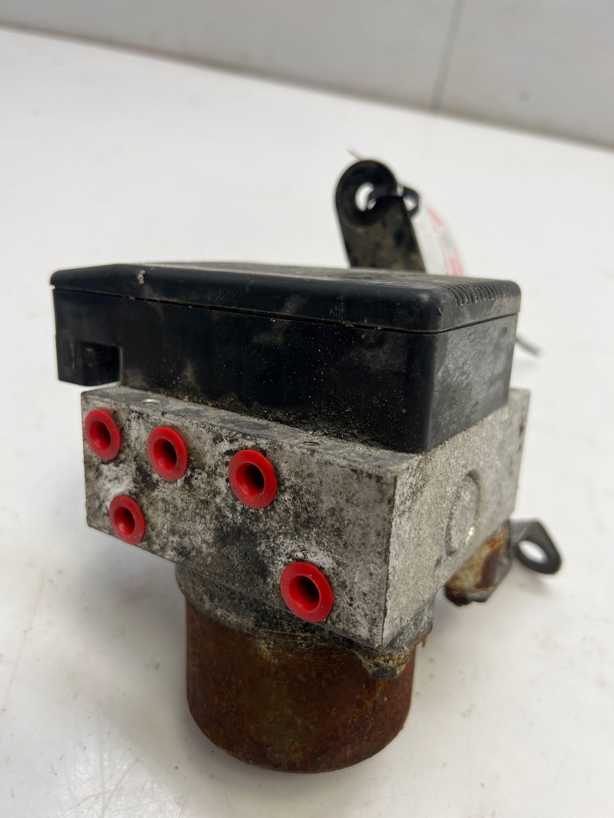 1996 2000 Toyota 4Runner ABS Pump with Module Assembly OEM 4405035030