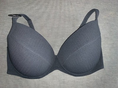 F&F Bikini Oberteil U/Bügel gepolstert Push Up volle Brust strukturiert 38E schwarz neu mit Etikett