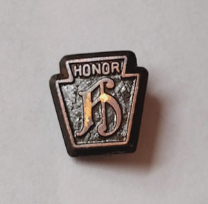 Honor Award Monogram Small Vintage Pin