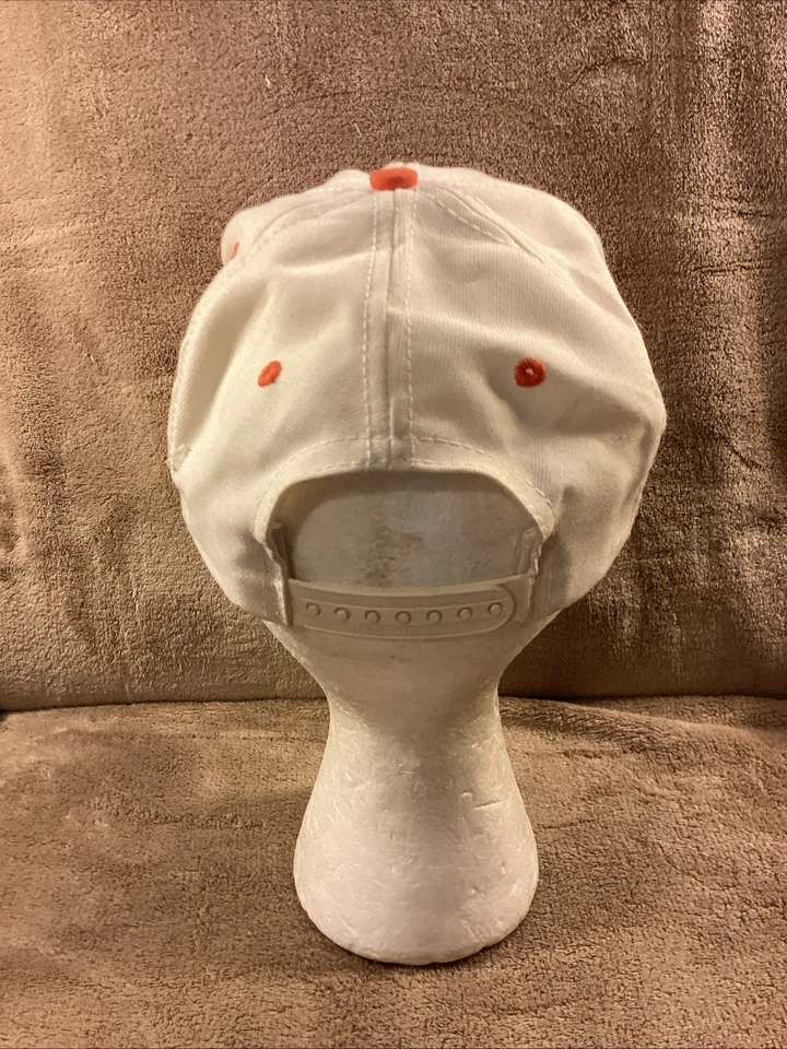 Chapéu SnapBack Vintage Anos 90 TIGGER Spellout 1968 Disney EUA - Imagem 4 de 4