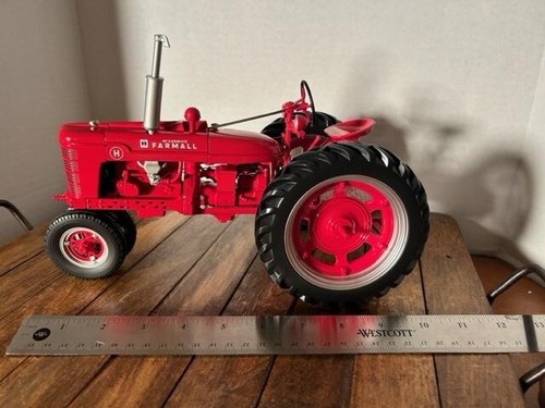 FRANKLIN MINT Die Cast FARMALL Model H Tractor 1/12 Scale In Orig Packaging COA - Picture 2 of 19