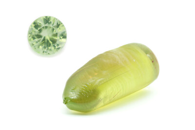79-80gr 1pcs Yellowish Green Spinel #131 Djeva Lab Grown Faceting Rough Stone