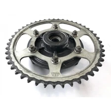 Triumph Street Triple R 675 D67LD [2008] - Sprocket carrier with sprocket