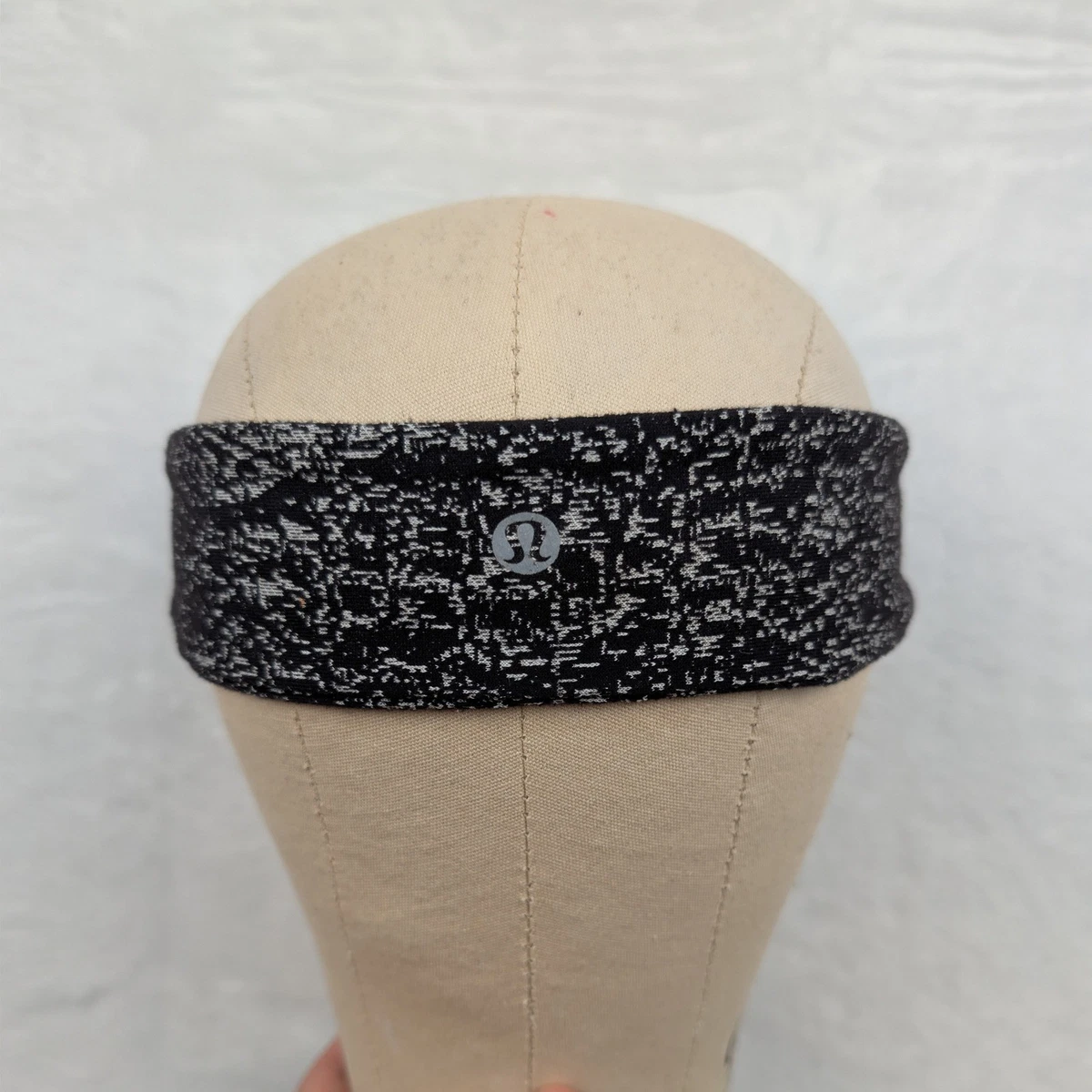 Lululemon Headband Exercise Sweatbands for sale | eBay display picture 1