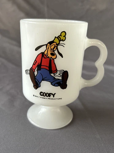 Vintage Disney Productions Milk Glass Goofy Pedestal Coffee Mug Tea Cup EUC