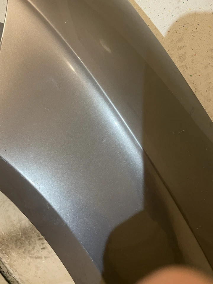 Guardabarros delantero izquierdo Foto 3 de 4