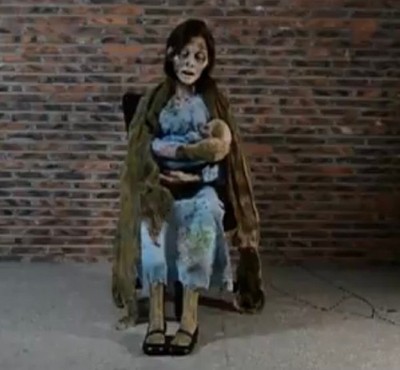 Halloween Animatronic Lifesize Rocking Moldy Mommy Prop Seasonal Visions New