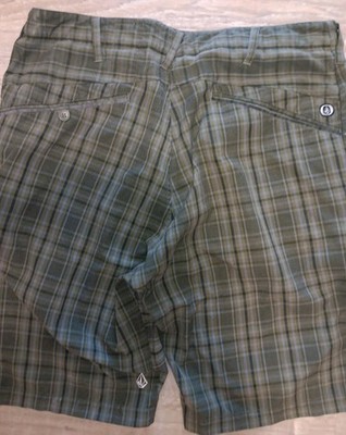 Volcom Corpo Class Shorts 32 Olive Black Plaid Mens Skater Surf Casual