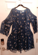 Lauren Conrad Women's Flowery Dress OX Plus  Blue Paisley long sleeve