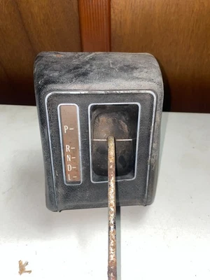 1970-1973 Chevrolet Vega Gear Selector Floor Shifter & Bezel 2-Speed Powerglide - Photo 1/4