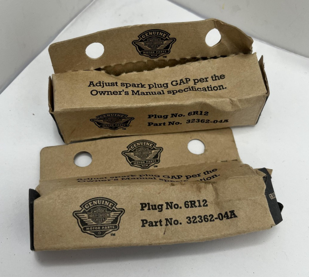 2pk Harley-Davidson OEM Spark Plug 6R12 32362-04A Genuine Motor Parts