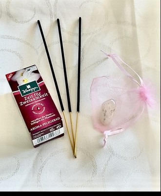  Muttertag  Geschenkset:  Wellness Bad + edle  Räucherstäbchen + Trommelstein 