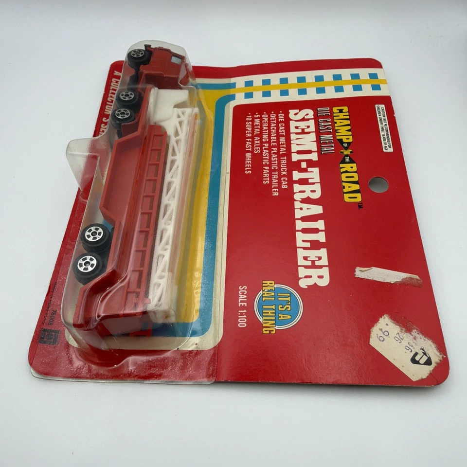 Champ of the Road Semi Trailer Diecast Metal 1:100 Aerial Ladder Fire Truck NIB - Image 3 of 4