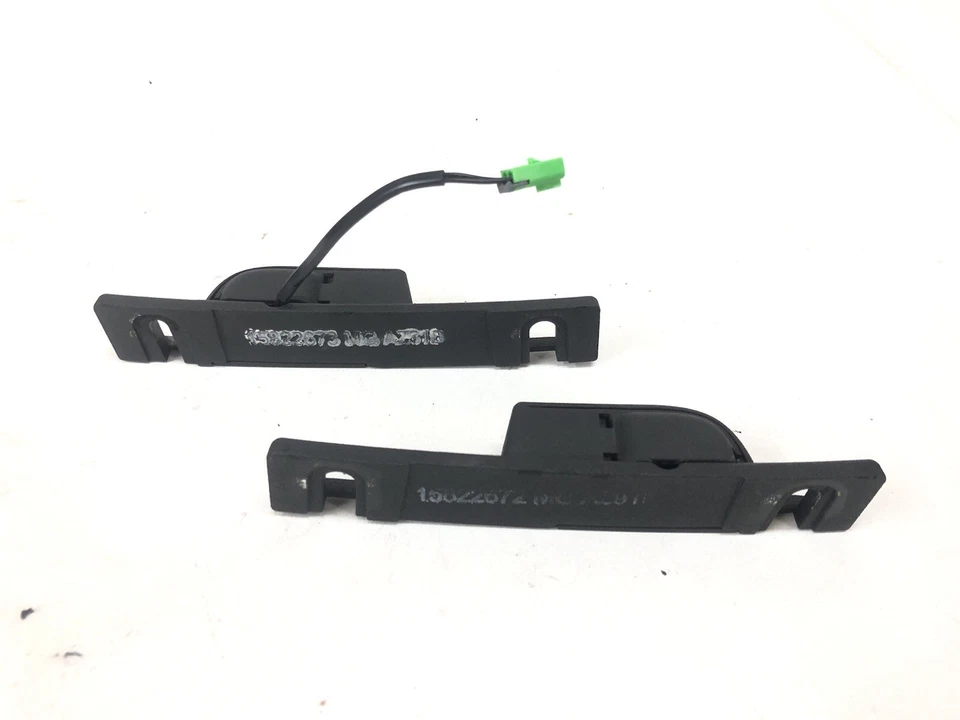 Комплект ударных защелок для верхней части кабриолета Chevrolet Corvette 2005-2013 годов выпуска от оригинального производителя MJ11 - Изображение 3 из 4