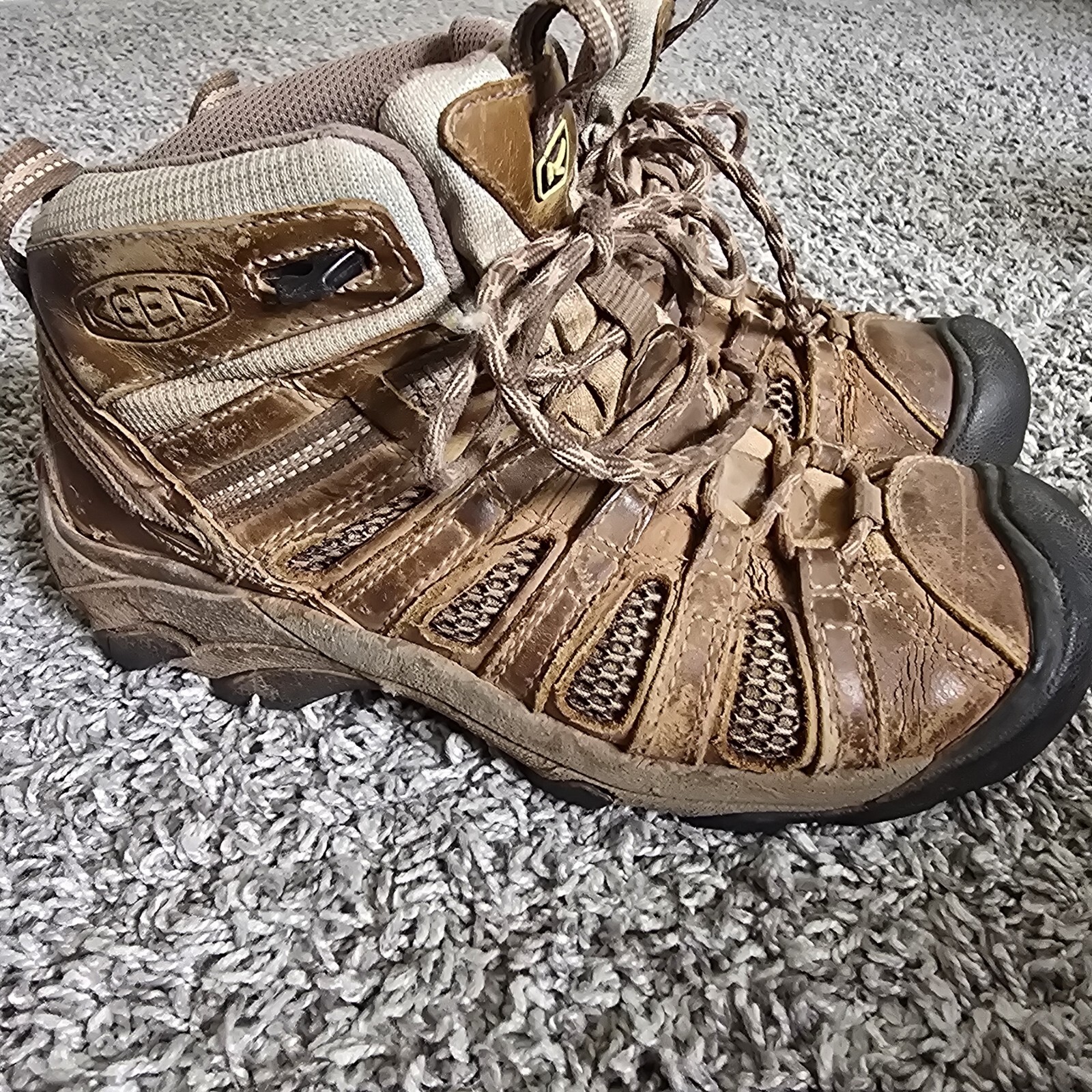 Scarpe da trekking sportive Keen Voyageur Mid da donna marroni taglia 7.