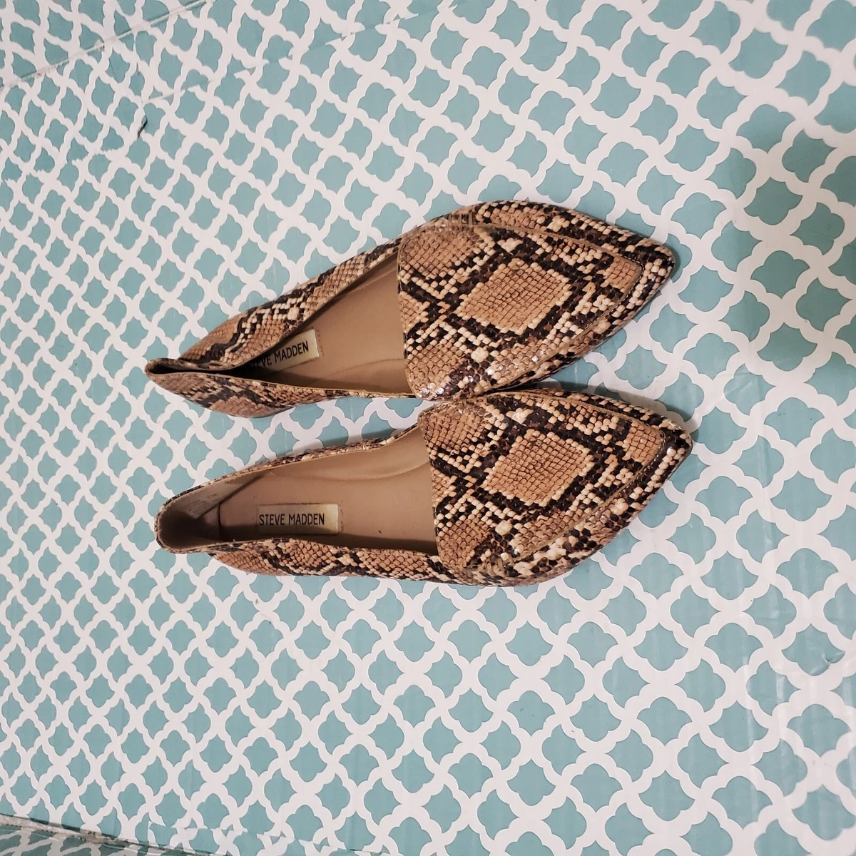 Feather loafer deals steve madden