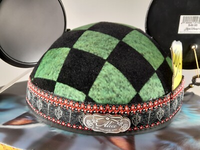 Disney Artist Series Mickey Mouse Ear Hat Alice In  display picture 3