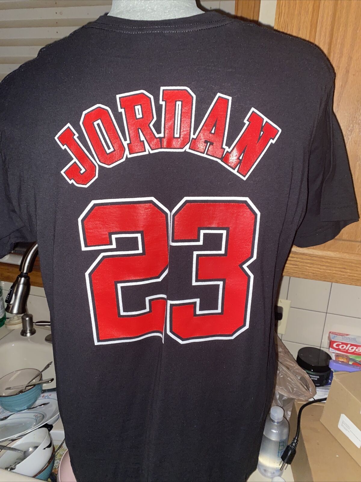 NEW Michael Jordan #23 Chicago Bulls Player Shirt T-Shirt Youth Large  (14-16)