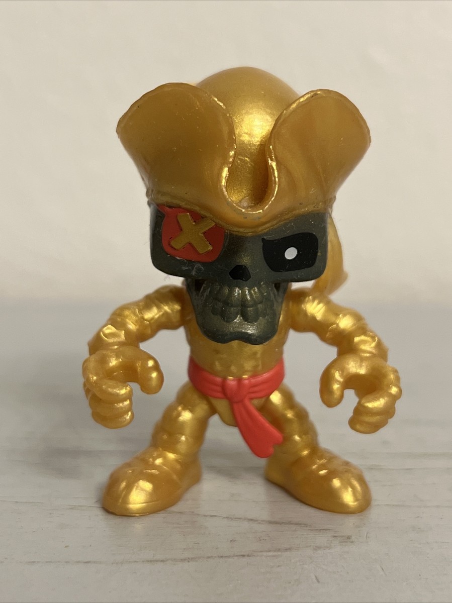 TREASURE X SKELETON PIRATE 2.5” ACTION FIGURE MOOSE TOY (PRE-OWNED