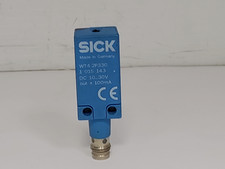 SICK WT4-2P330 PHOTOELECTRIC PROXIMITY SENSOR 10-30V LED RED LIGHT 3 PIN