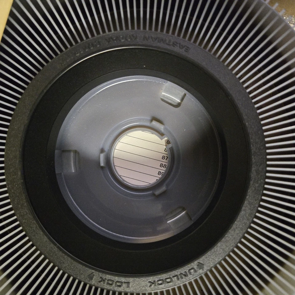 Lot of 3 Kodak Carousel 140 Slide Trays Transvue 35mm w/Boxes & 2 Index Cards - Image 3 of 4