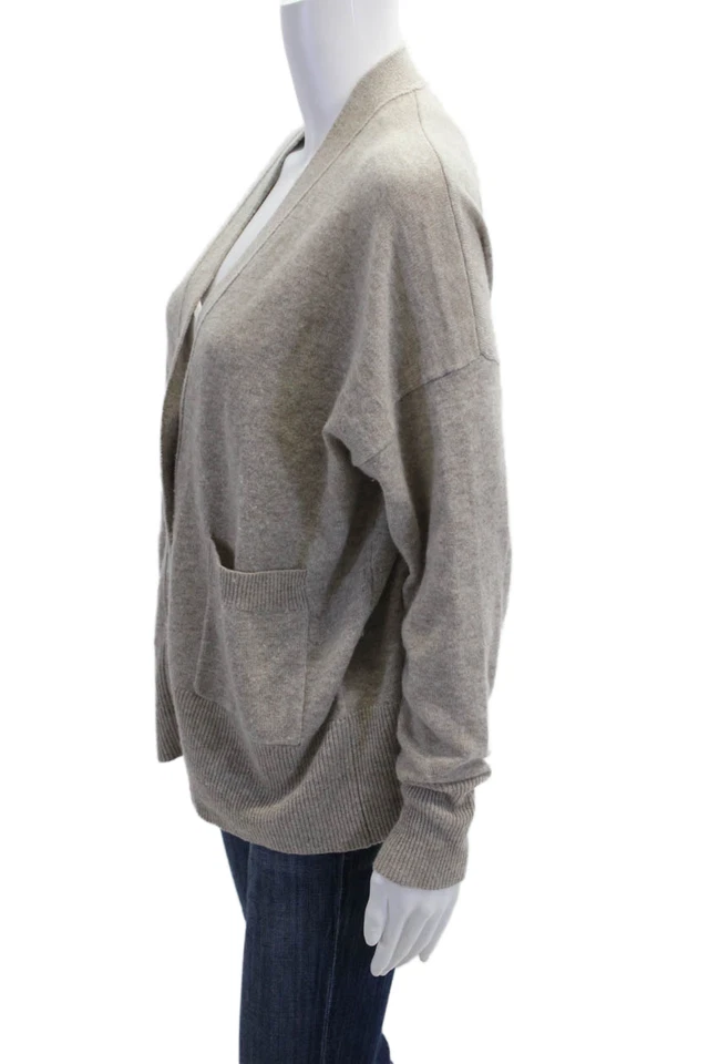 Cardigã Brochu Walker Feminino Bege Decote V Botão 70% Lã 30% Cashmere Tamanho XS - Imagem 2 de 4