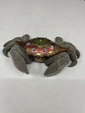 Coastal Elegance: Resin Crab Jeweled Figurine - Stunning Nautical Decor