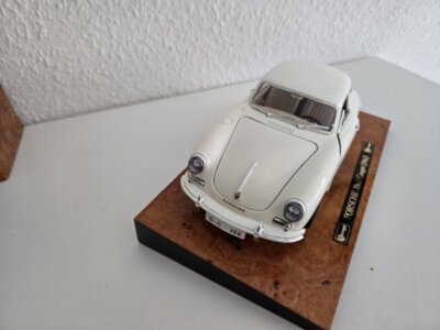 1/18 Burago Porsche 356 B Coupe 1961 auf Wurzelholzplatte 3721 | eBay