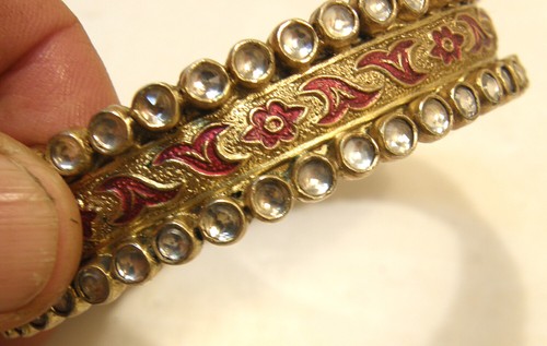 AMRITA SINGH BANGLE BRACELET CRYSTAL JEWELED ENAMELED BRASS BOLLYWOOD INDIA BOHO - Picture 7 of 12