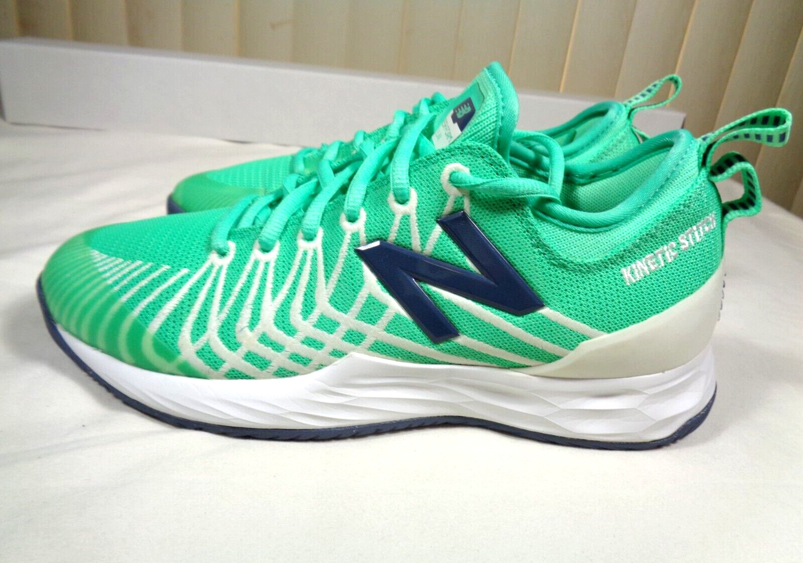New Balance Fresh Foam Lav stitch Tennis Sho… Gem