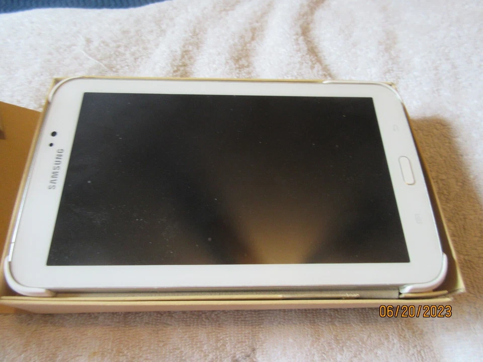 Samsung Galaxy Tab 3 4G LTE 1.7GHz Universal TV Remote Tablet Sprint Hotspot - Image 2 of 3