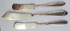 3 WM Rogers 1847 Silver Queen Ann St Moritz Flat Handle Butter Spreader Knife
