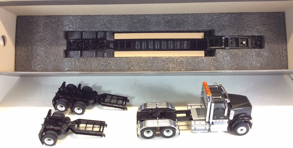 Remolque Diecast Masters 71017 International HX520 tractor de bajo perfil HDG 1:50 Foto 3 de 4