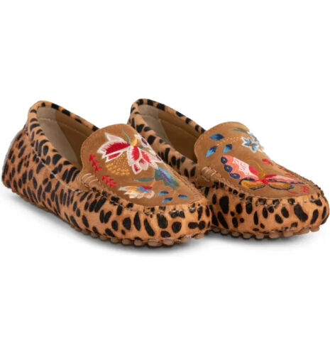 JOHNNY WAS Taline Leopard Embroidered Calf Hair Moccasins Slip On Size 6 NEW - Picture 1 of 12
