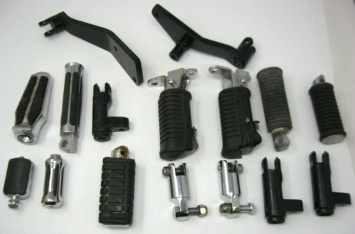 Miscellaneous Collection of Harley & Custom Foot Pegs & Mounts - Photo 1 sur 6