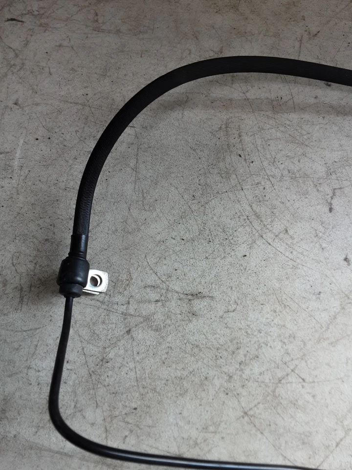 1986 86 Harley Davidson Softail Custom FXSTC Front Disc Brake Caliper Line Hose - Image 4 of 4