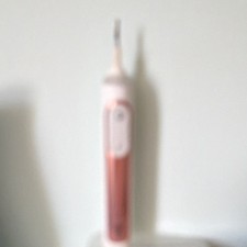 Oral b genius Rose gold/White Electric Toothbrush Handle - Adult
