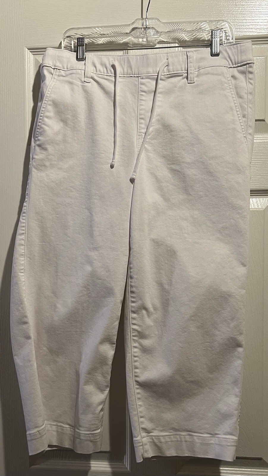 TORRID O Wide Leg Crop Super Soft Capri Pants, White, 4 Pockets, Elastic Waist