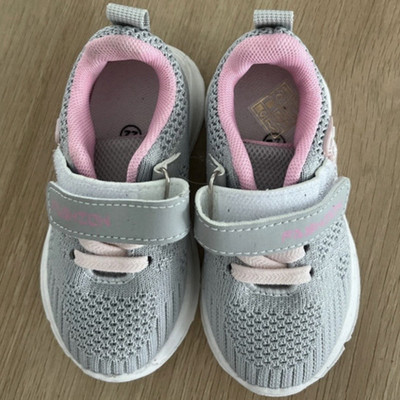 SHEIN Mädchen Sneaker EU 22 Grau/Rosa Klettverschluss Schmetterling Low Top