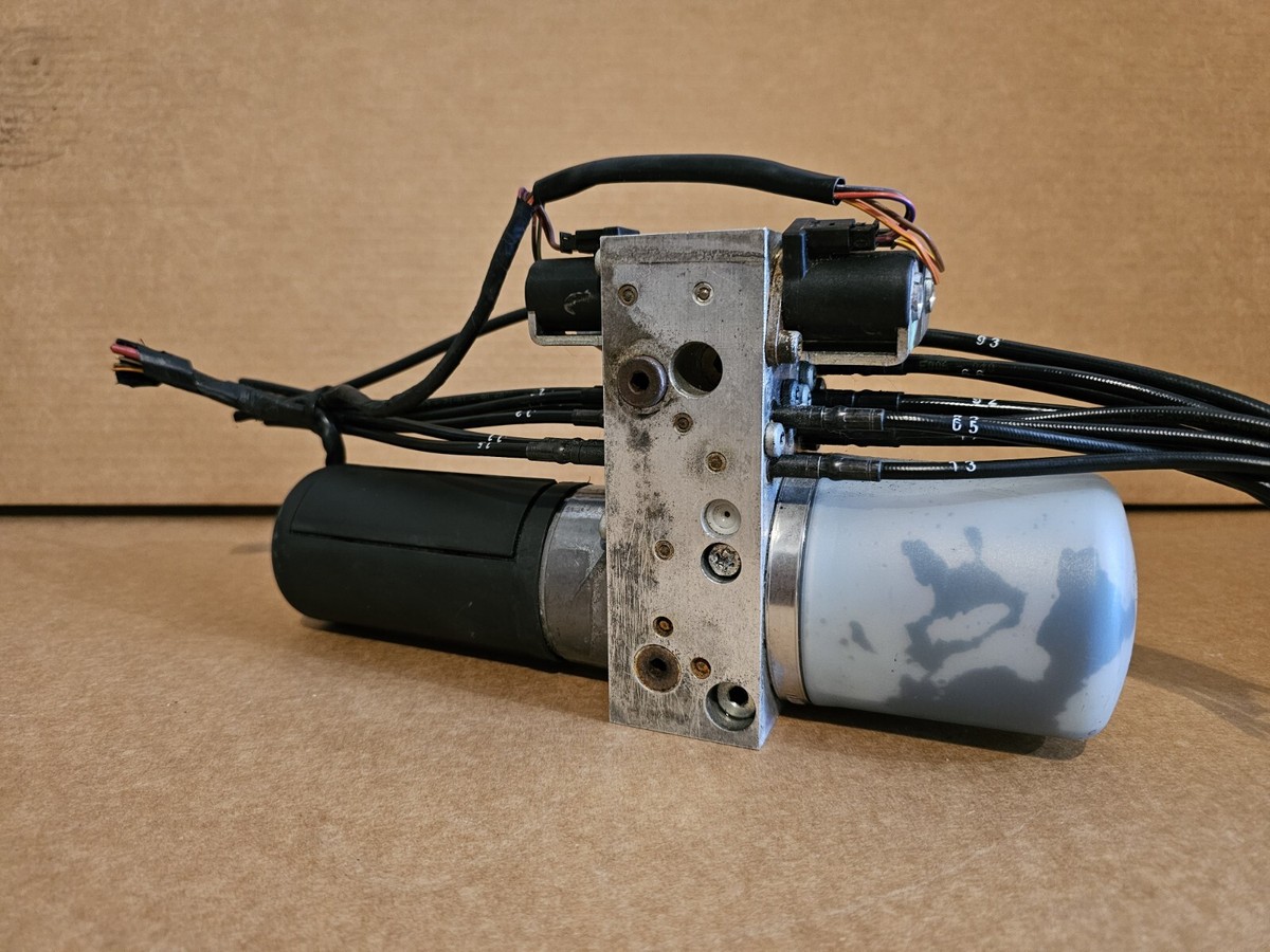 06-13 Volvo C70 Hard Top Convertible Hydraulic Pump Unit 06-13 Volvo C70 Hard Top Convertible Hydraulic Pump Unit