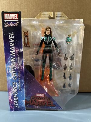 Captain Marvel Marvel Diamond Select Action Complete Never Opened Marvel Comics