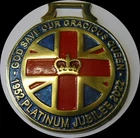 GOD SAVE OUR QUEEN PLATINUM JUBILEE  - NEW - Limited edition horse brass (6431)