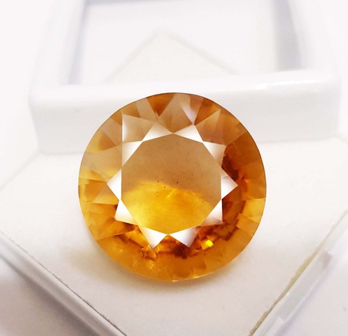 Pierre Précieuse Citrine Taille émeraude 93.10 Carats - Créée En Laboratoire, Couleur Jaune, Excellente Qualité