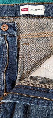 Wrangler Y2K Blue Denim Relaxed Boot Cut Jeans Size 32x34 RN 130273 Vintage - Picture 2 of 6
