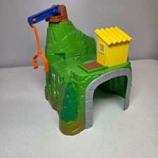 Fisher Price Thomas Friends TrackMaster Green Mountain Tunnel with Crane