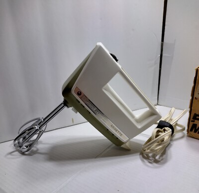 VINTAGE Hamilton Beach MIXETTE Hand MIXER Avocado Green