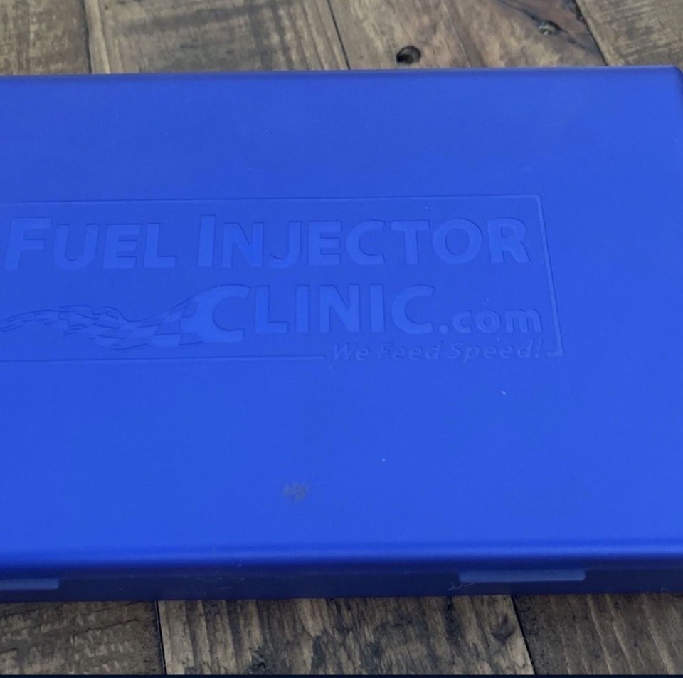 FIC 775CC MITSUBISHI EVO X FUEL INJECTOR CLINIC INJECTOR SET + AEM FUEL