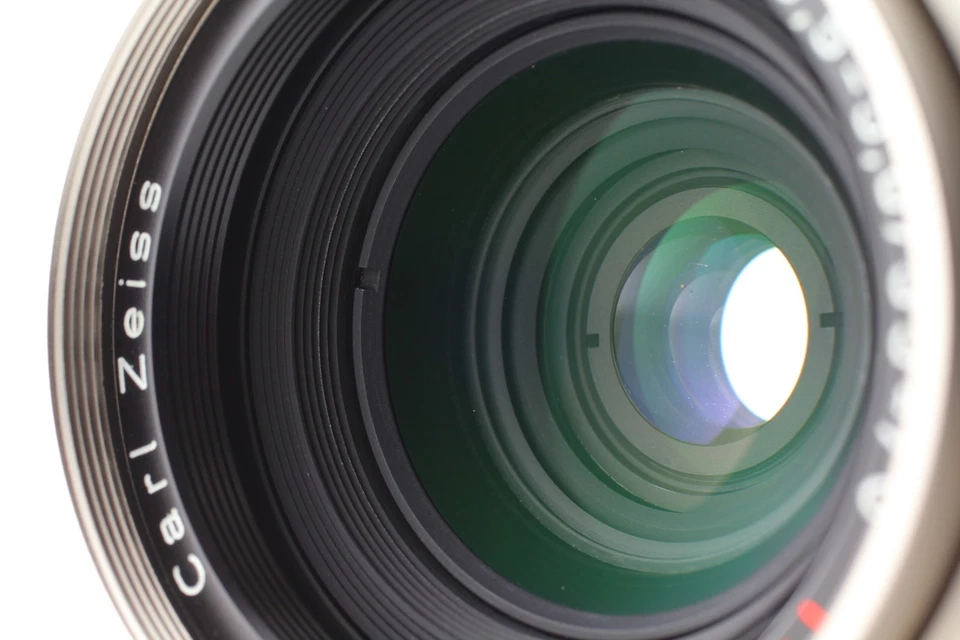 [Near MINT] Contax Carl Zeiss Vario-Sonnar T* 35-70mm f3.5-5.6 for G2 From JAPAN - Image 3 of 4