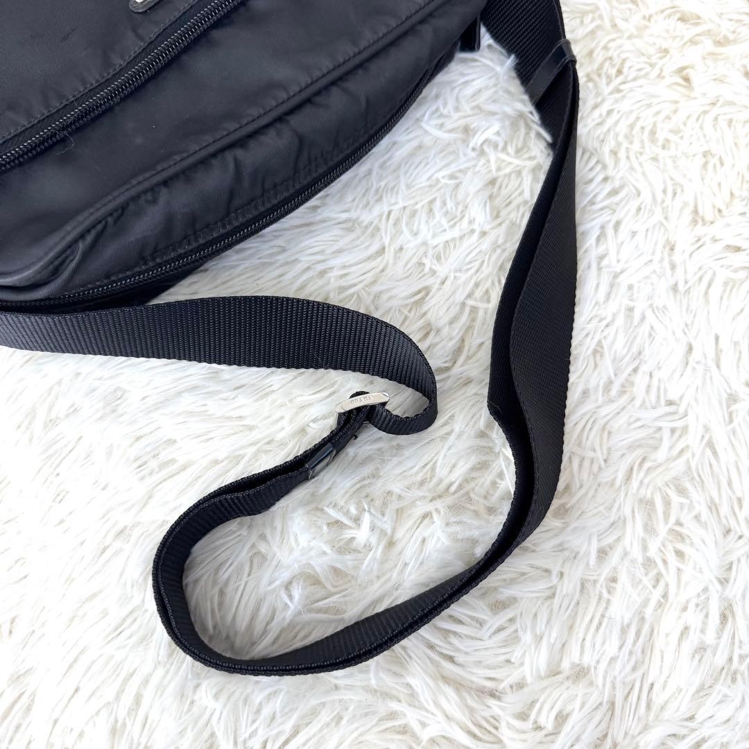 PRADA   Model Shoulder Bag Camera Bag Triangle Logo Nylon Black thumbnail 15